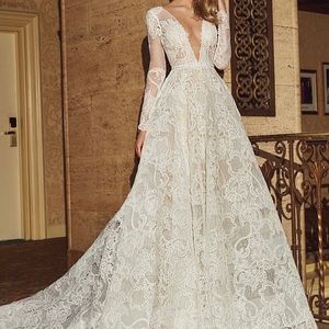 Long Sleeve Lace Ball Gown/ Wedding Dress